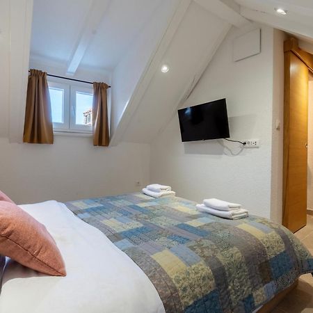 House Malena - Rooms Vis Ngoại thất bức ảnh