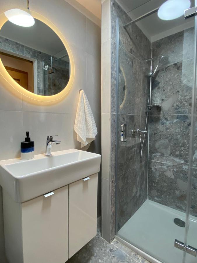 House Malena - Rooms Vis Ngoại thất bức ảnh