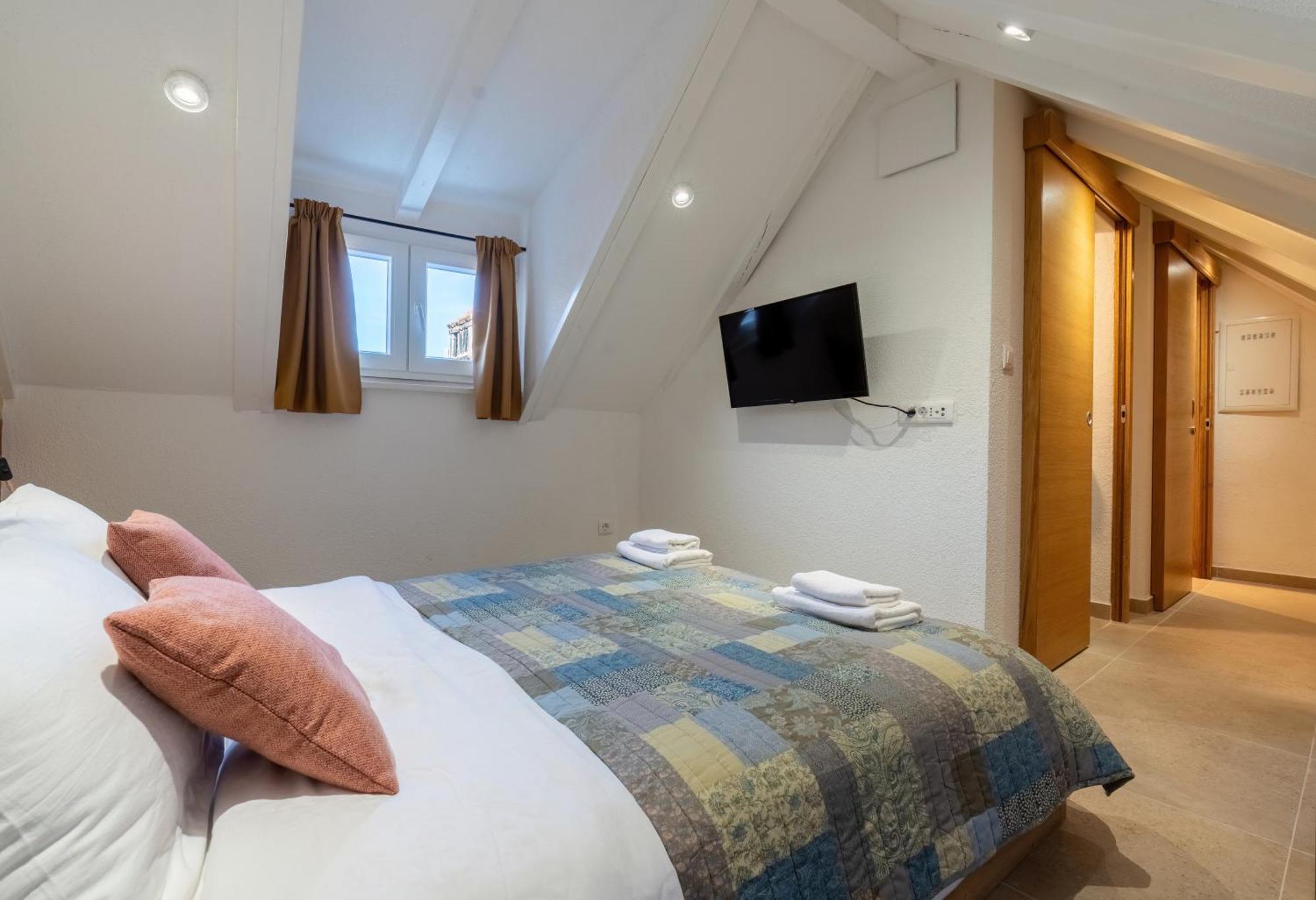House Malena - Rooms Vis Ngoại thất bức ảnh